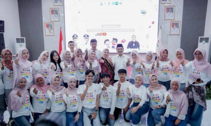 Puncak Hari Anak Nasional Ke-42, Bupati Aep Luncurkan Modul Belajar Gratis Pengganti LKS untuk Siswa SD dan SMP