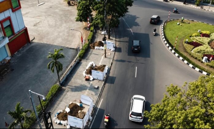 Pemkab Karawang Mulai Benahi Kabel Semrawut, Jaringan Telekomunikasi Dialihkan ke Bawah Tanah